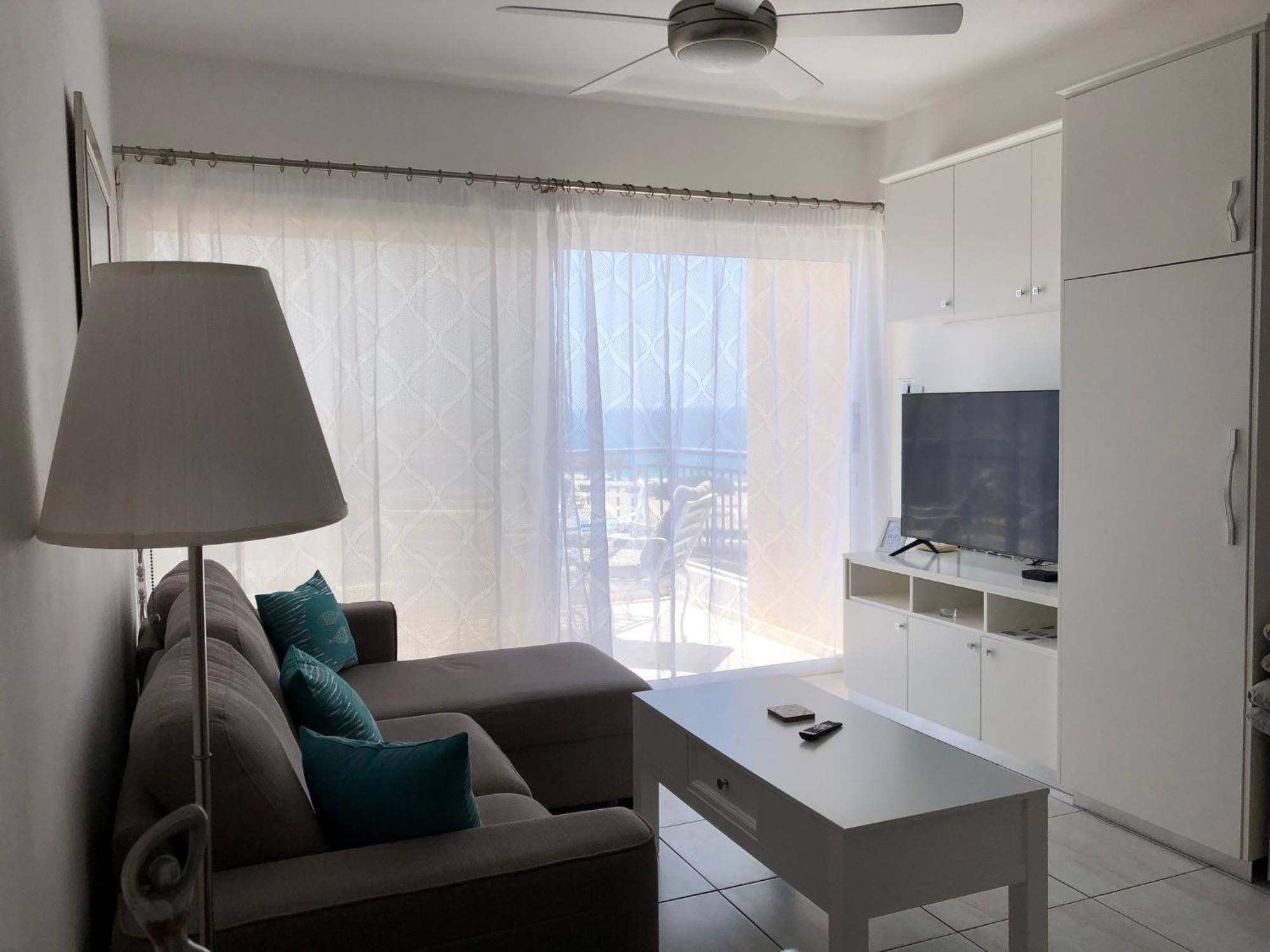 Kings Palace - Modern Penthouse With Incredible Sea Views Paphos Exterior photo